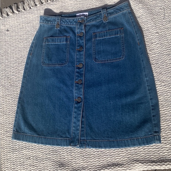 Ann Taylor Loft/Jean Skirt/Size 10 - Picture 5 of 14